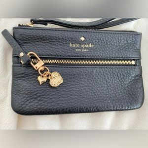 NWOT Kate Spade Black Wristlet